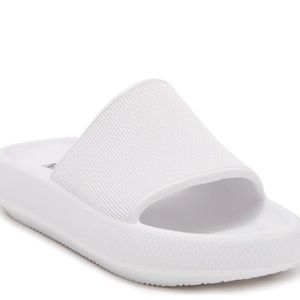 Mia White Slides